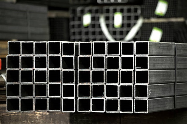 柳江Q355B<font style='color:red'>无缝方管</font>促销价格